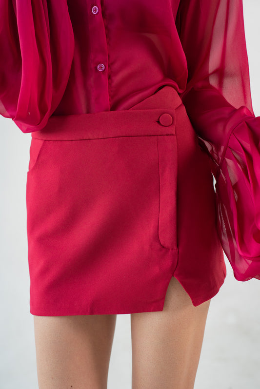 Asymmetric mini skirt