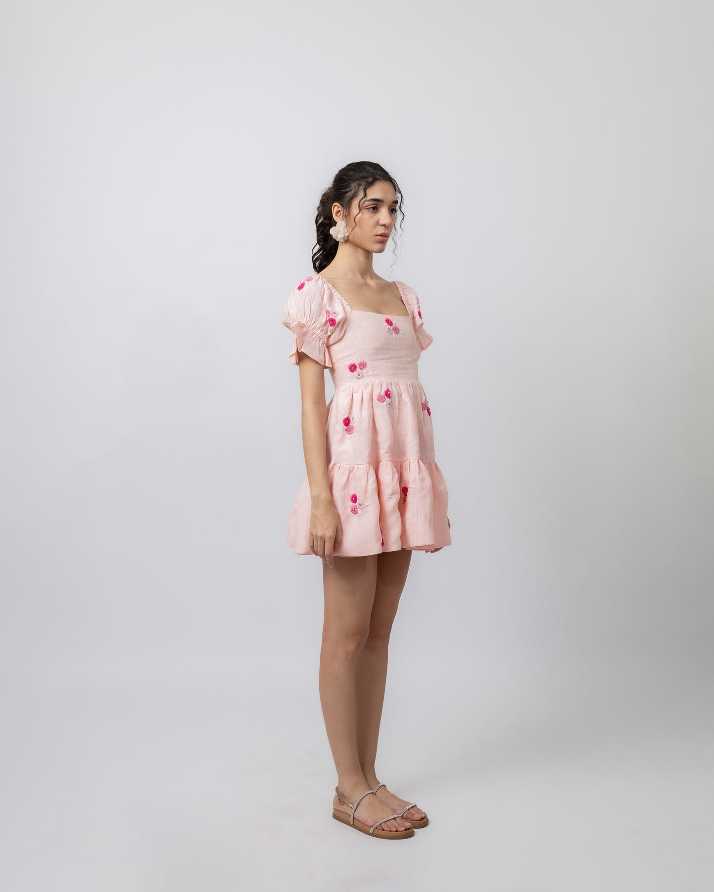 100% linen hand-beaded puff-sleeved mini dress