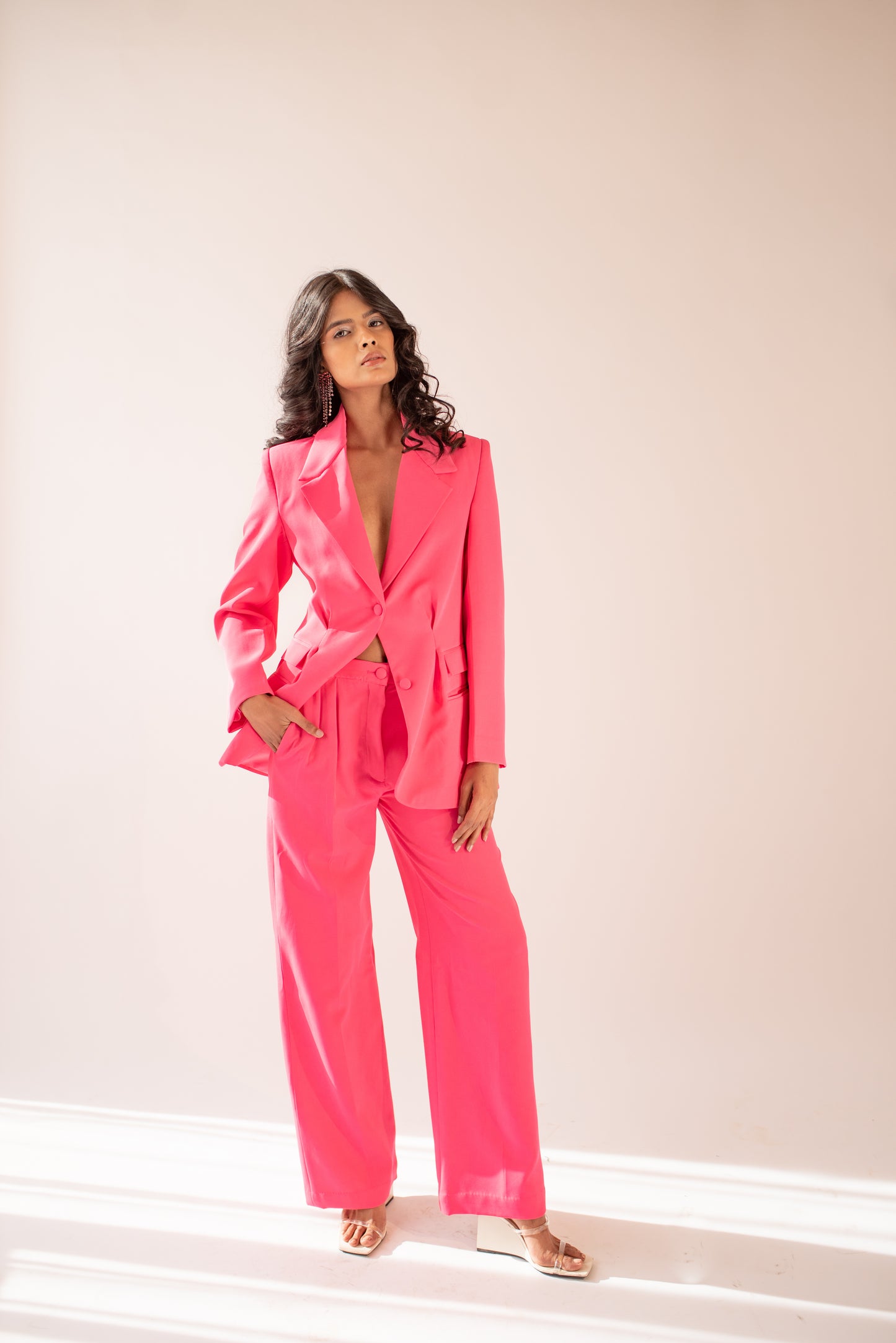 Blazer with V-back