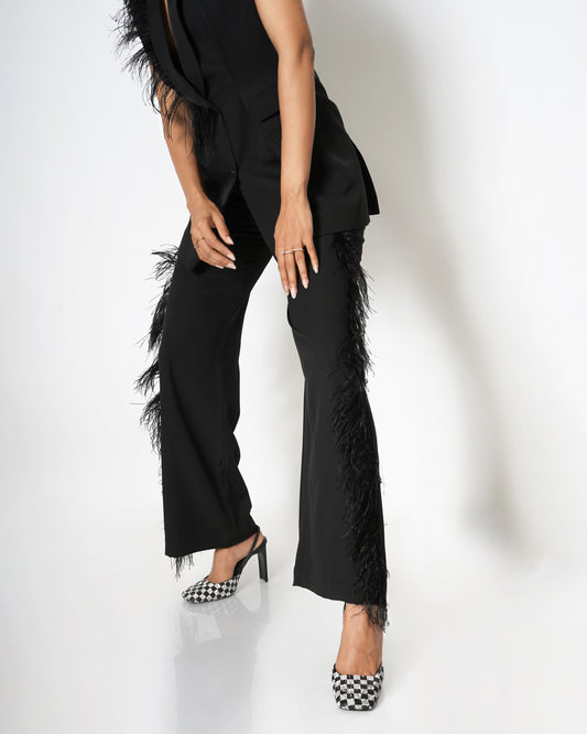 High-waisted trousers with feather detail