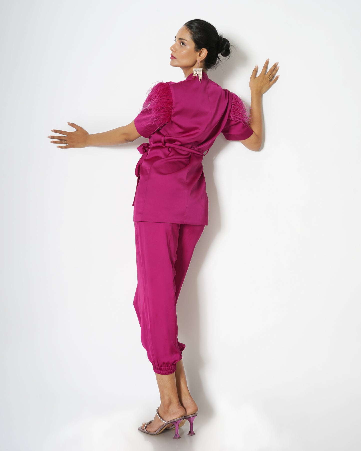 High-waisted jogging trousers